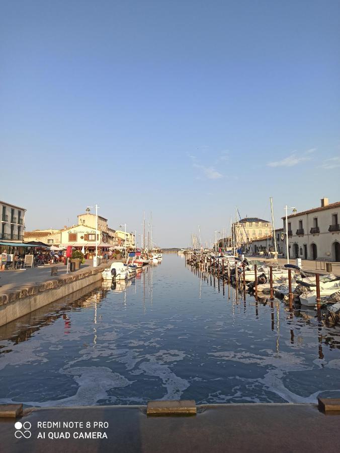 Appartement Port rive gauche Oyat à Marseillan  Extérieur photo