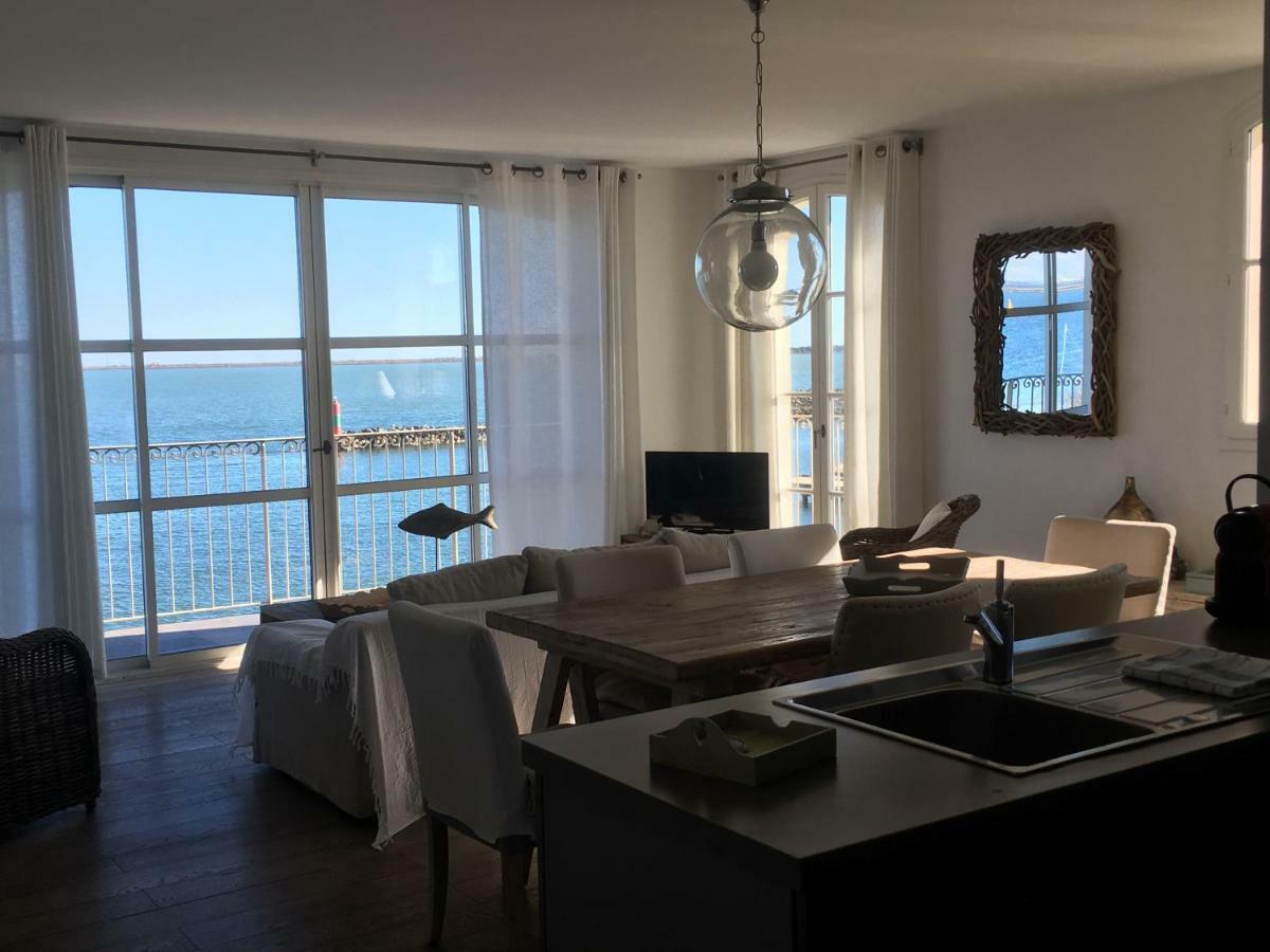 Appartement Port rive gauche Oyat à Marseillan  Extérieur photo